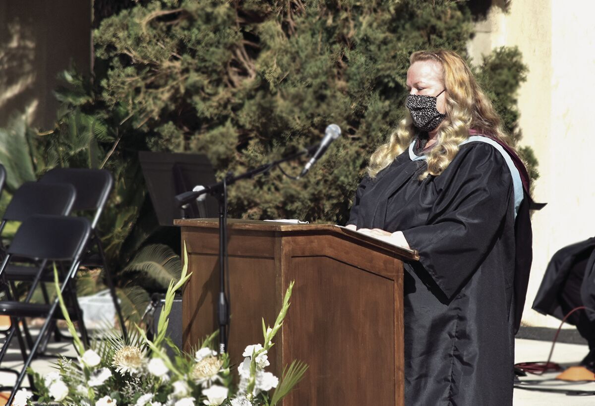 Principal announces retirement